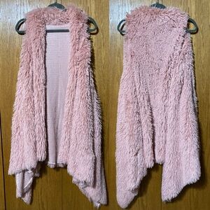 🩷 Light Pink Long Faux Fur Vest 🩷